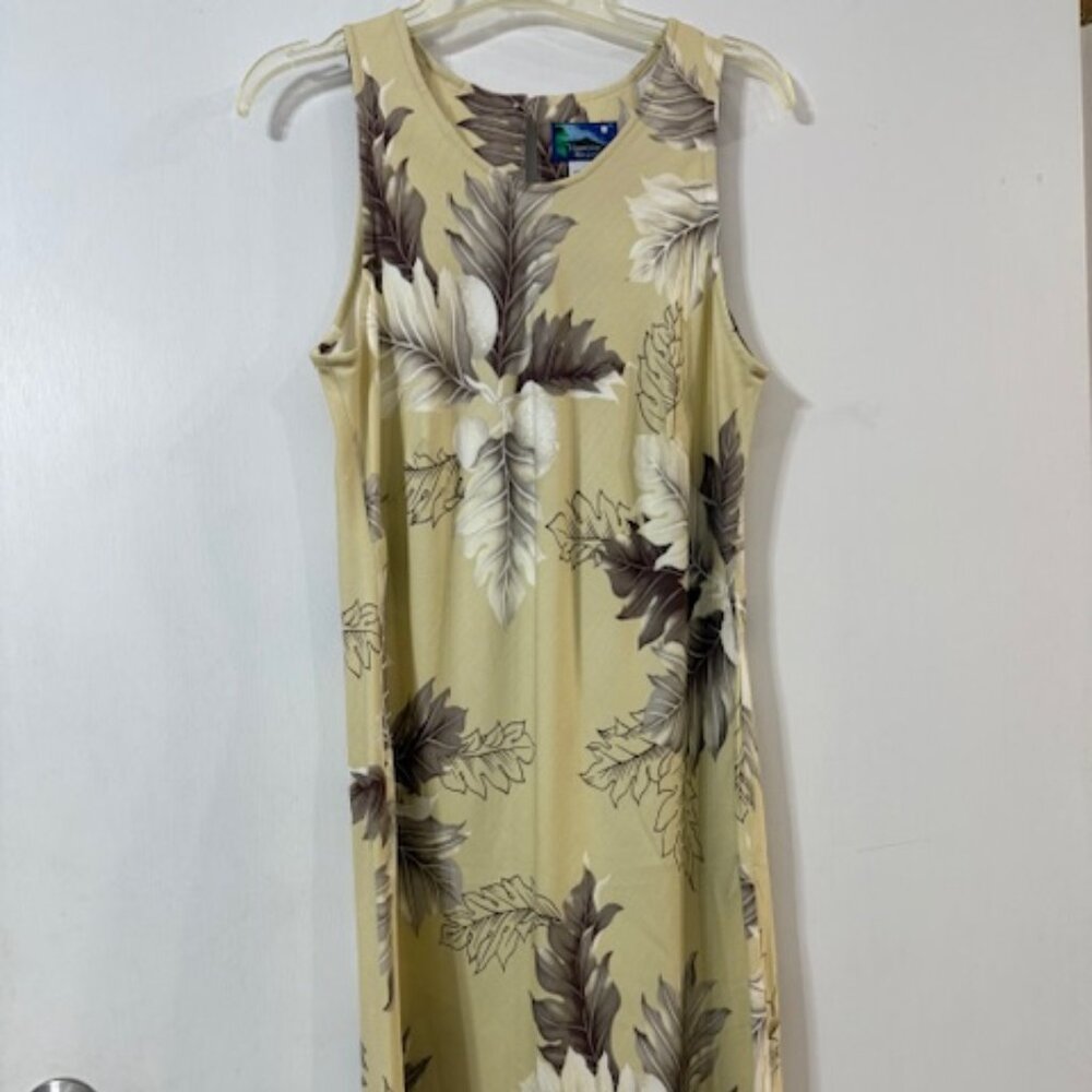 Hawaiian Moon Women's Hawaii Double Side Slit Maxi/Muumuu Dress - Size M